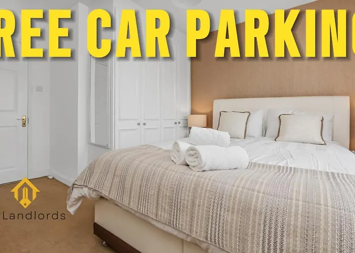 Exclusive 3 Bedroom House Near Manor House!
